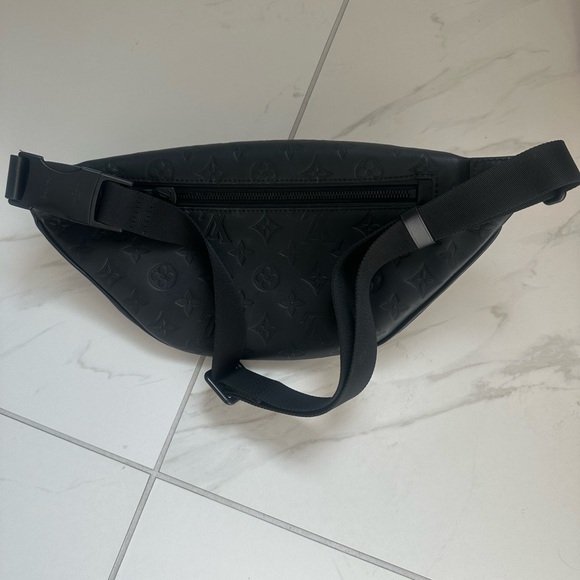 Authentic Louis Vuitton Discovery Bumbag - Picture 6 of 6